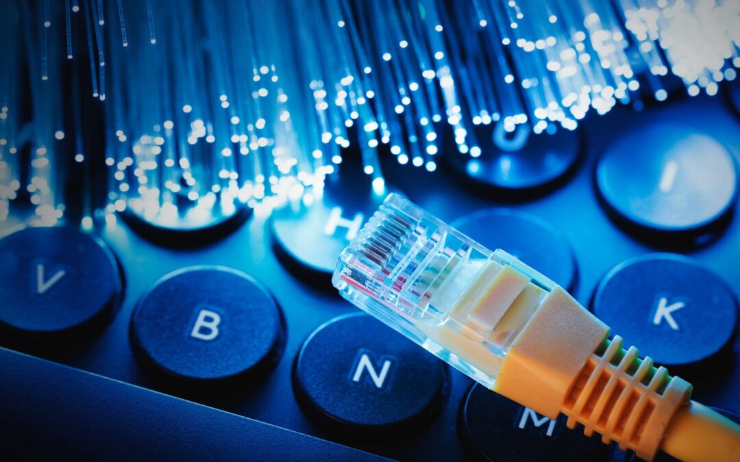 Mity o Internecie światłowodowym. Czas je obalić!